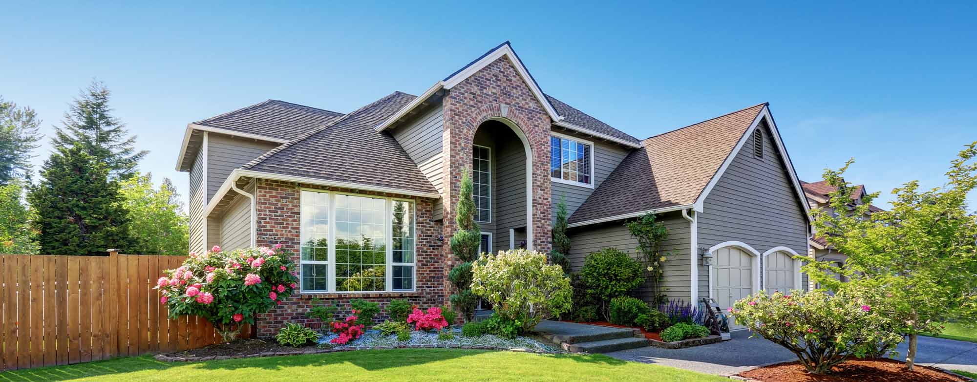 House representing homeowners insurance coverage  - bluestoneins.com