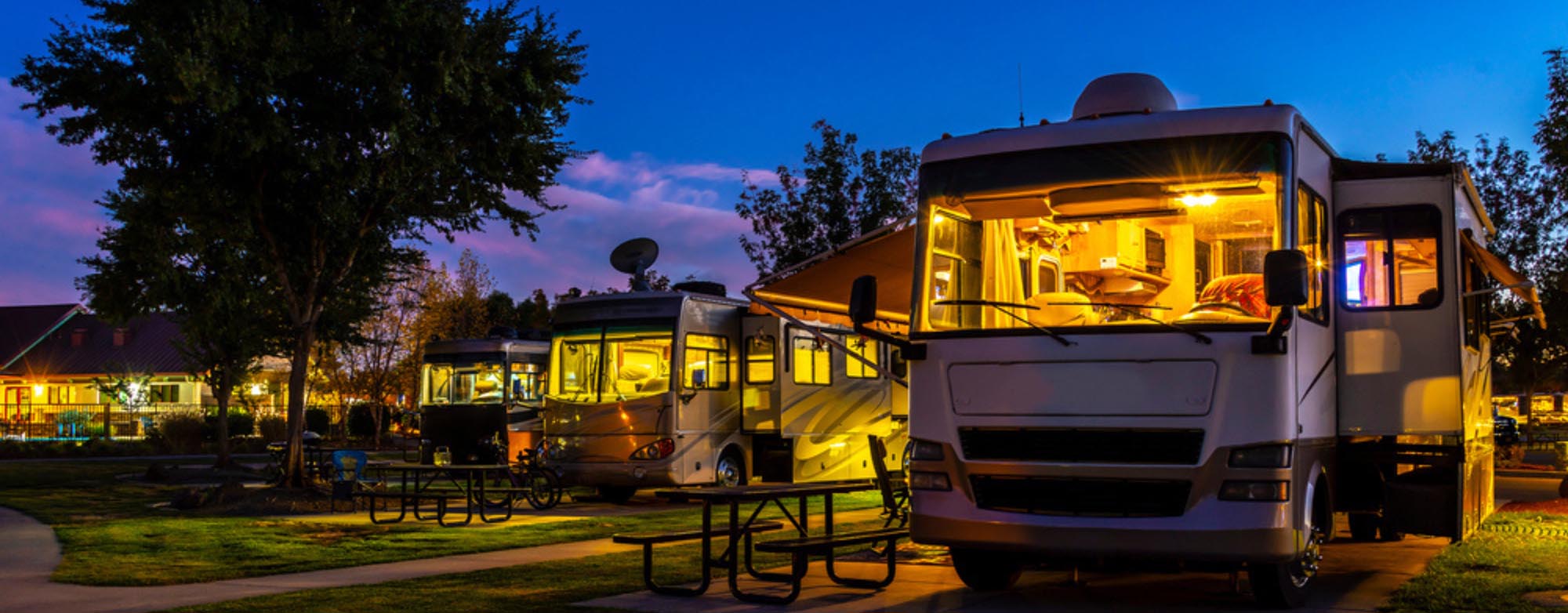 RV's representing recreational vehicle insurance - bluestoneins.com